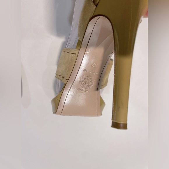 Versace Beige Suede Medusa High heel sandals RARE runway. 37 - Picture 4 of 6